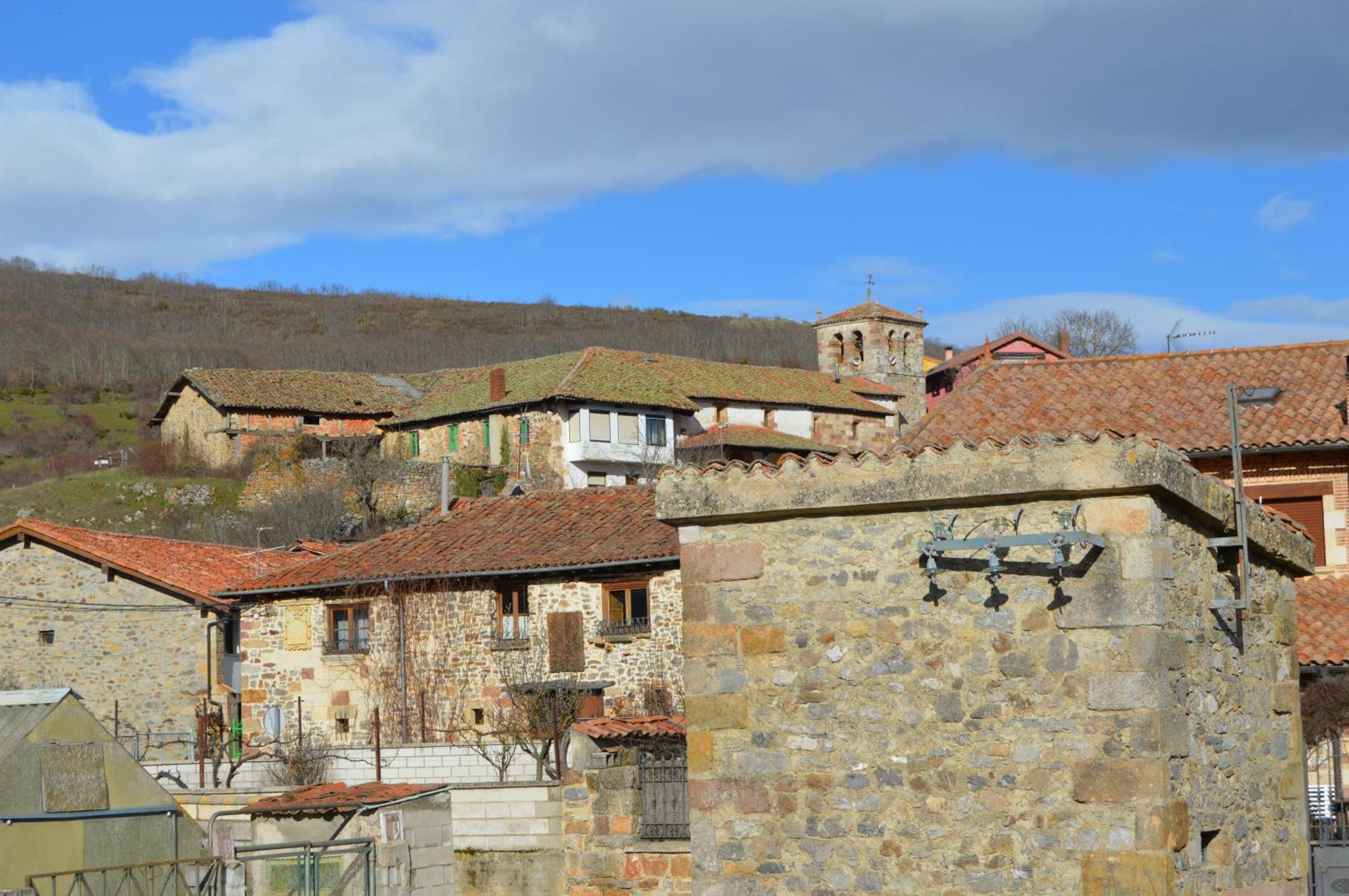 Casa Simon Pensionat Cervera De Pisuerga Eksteriør billede