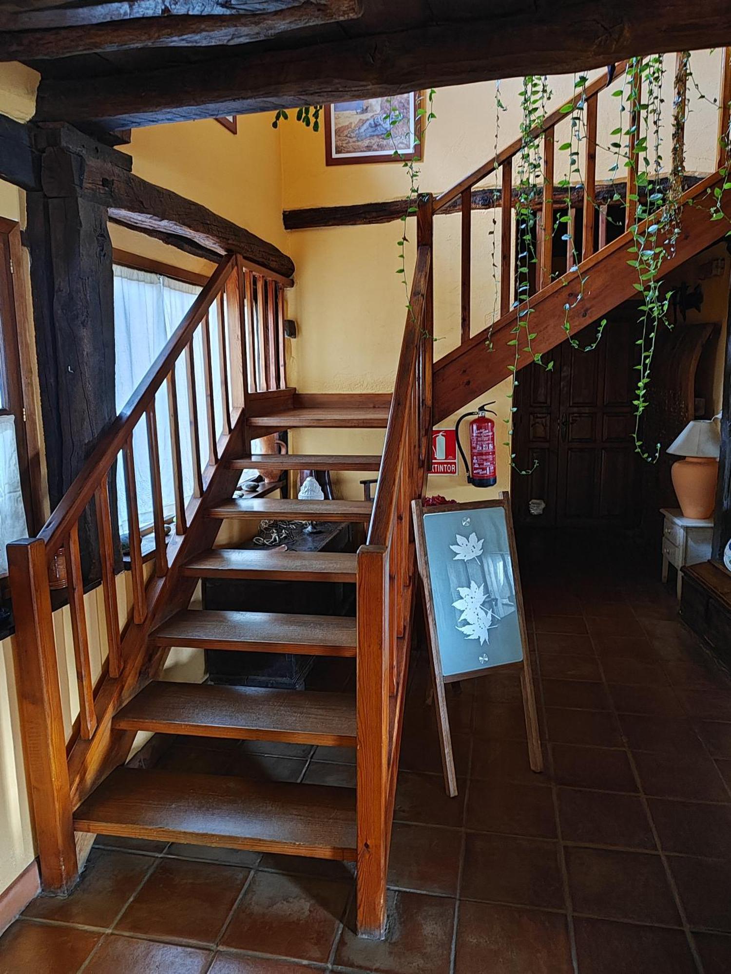 Casa Simon Pensionat Cervera De Pisuerga Eksteriør billede