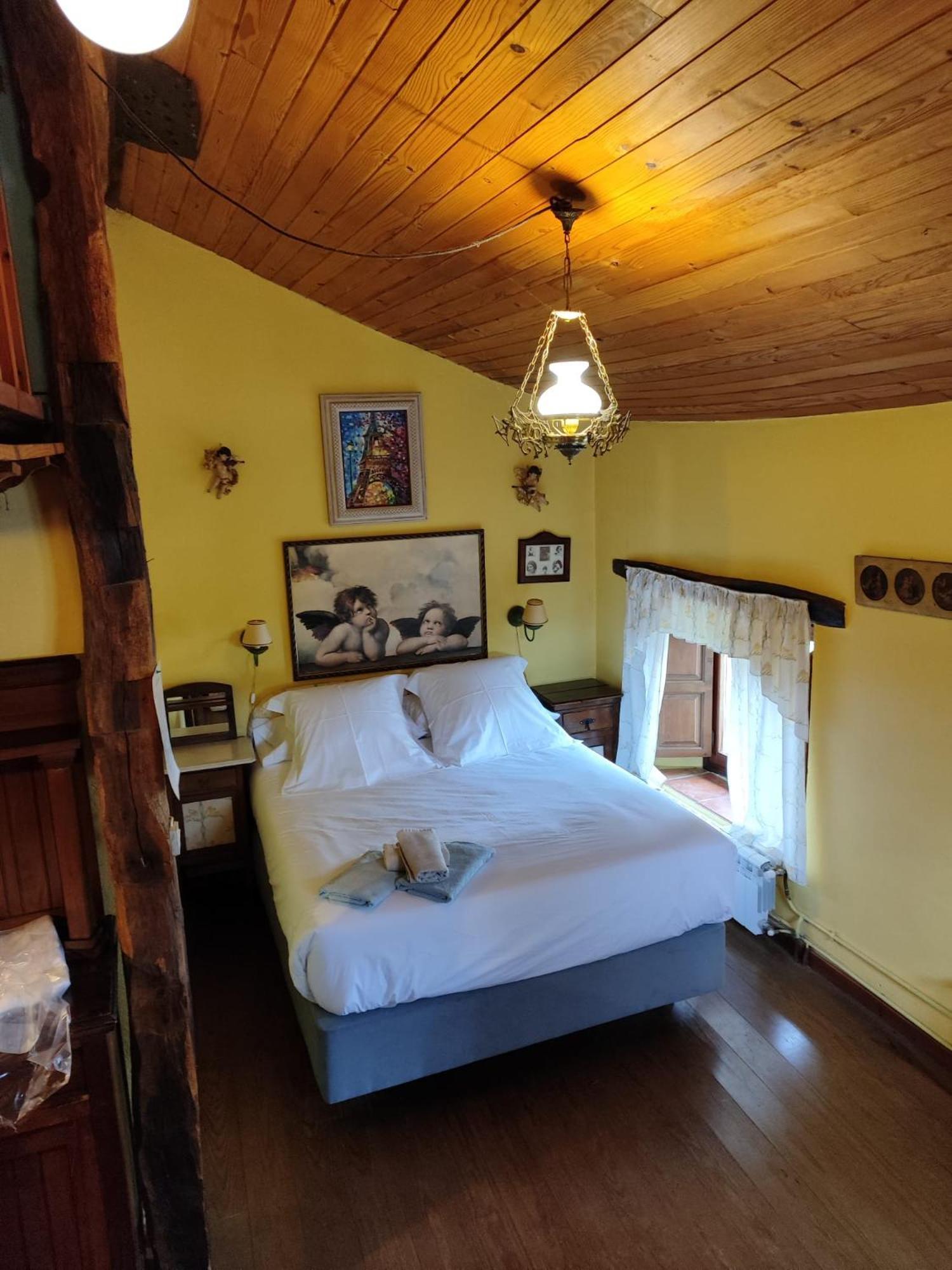 Casa Simon Pensionat Cervera De Pisuerga Eksteriør billede